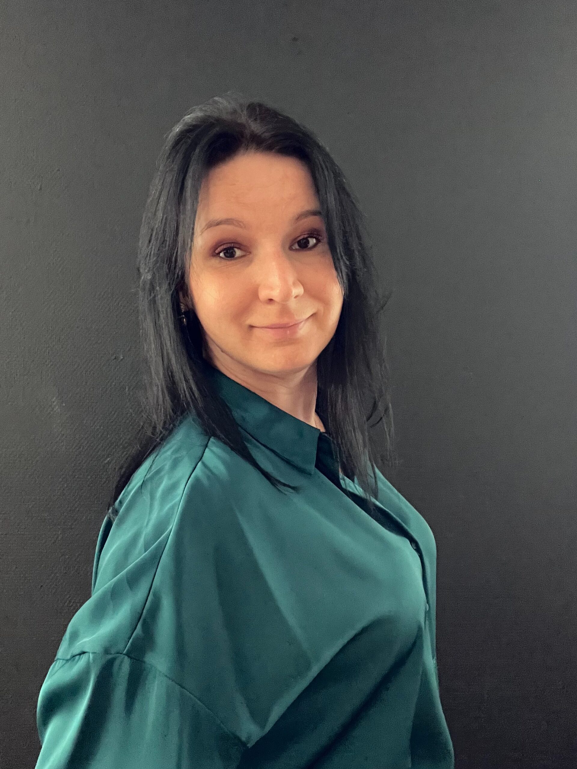 KIEROWNIK DS. HANDLOWYCH SONIA JANOWSKA KIEROWNIK DS. HANDLOWYCH SONIA JANOWSKA